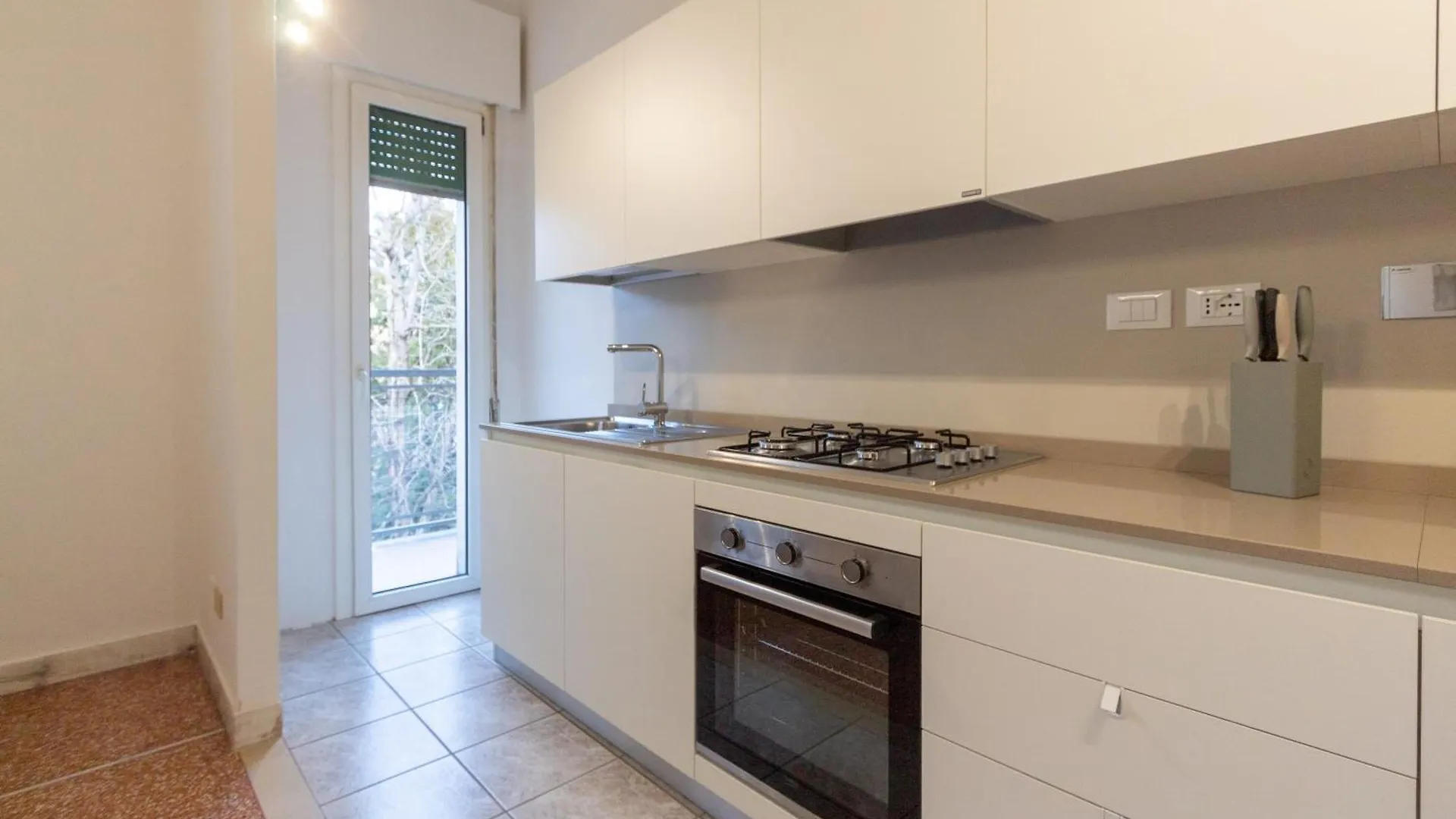 Appartamento Realkasa Vicolo Otto Colonne Bologna