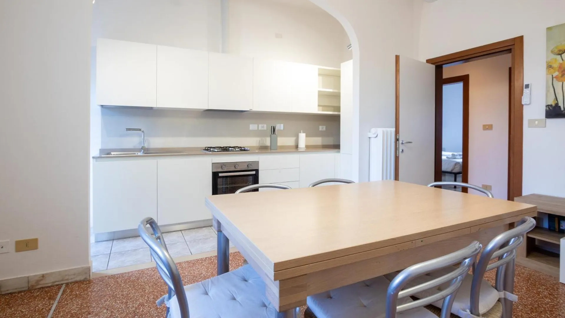 Realkasa Vicolo Otto Colonne Apartment Bologna 0*,